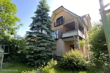 Bran - Casa pe strada Valea Portii. 223 mp, 4 dormitoare anunturi imobiliare Brasov
