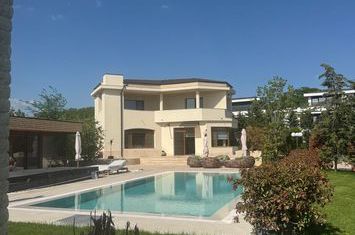 Snagov, vila individuala P+1, 6 camere, teren 2481 mp, an constructie 2013, anunturi imobiliare Bucuresti