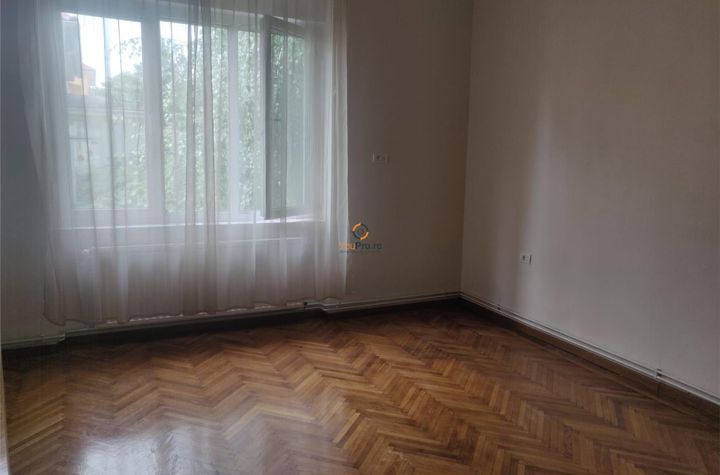 Apartament 2 camere de inchiriat CENTRAL - Timis anunturi imobiliare Timis