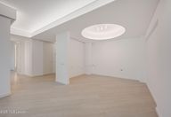 215.000 €, Apartament 3 camere