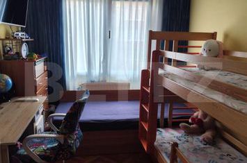 Apartament 3 camere de vanzare ASTRA - Brasov anunturi imobiliare Brasov