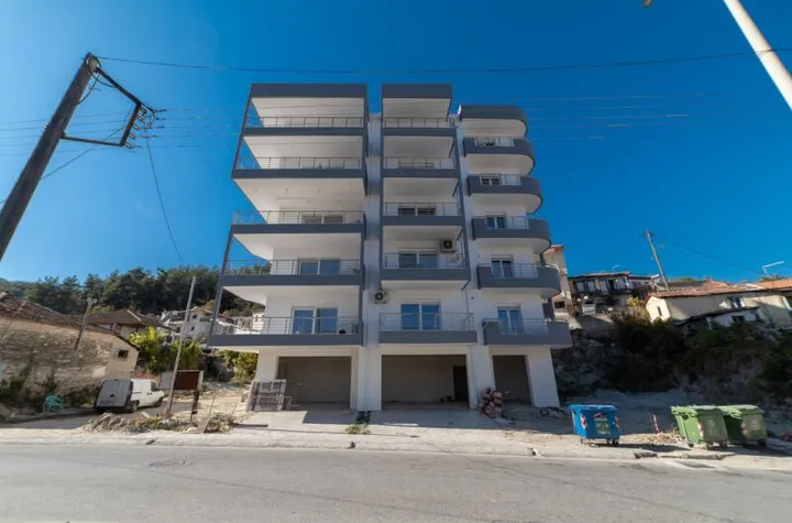Apartament nou 118,53 mp în centrul Eleftheroupoli anunturi imobiliare Grecia