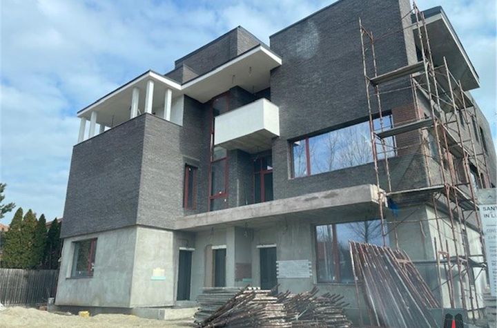 Casă - 12 camere de vanzare IANCU NICOLAE - Bucuresti anunturi imobiliare Bucuresti