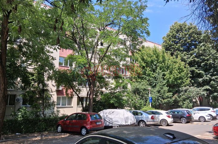 Piata Sudului  metrou, 3 camere in rond la Nitu Vasile Berceni anunturi imobiliare Bucuresti