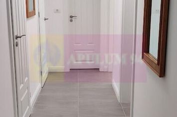 Vanzare apartament 3 camere in zona Unirii-Dambovita anunturi imobiliare Bucuresti