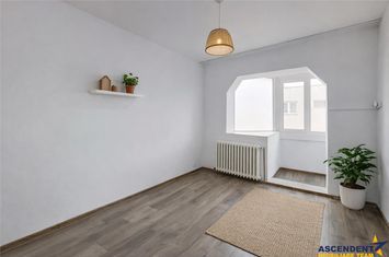 Apartament 3 camere de vanzare EXTERIOR EST - Brasov anunturi imobiliare Brasov