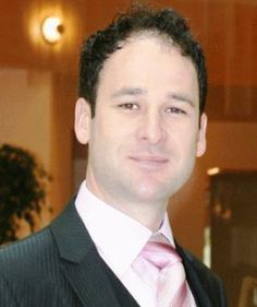 Omul de afaceri Robert Negoiţă nu a scăpat de sechestru pe bunurile sale pentru datoria către stat
