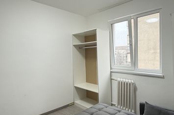 Garsoniera de vanzare in zona Dacia, Oradea anunturi imobiliare Bihor