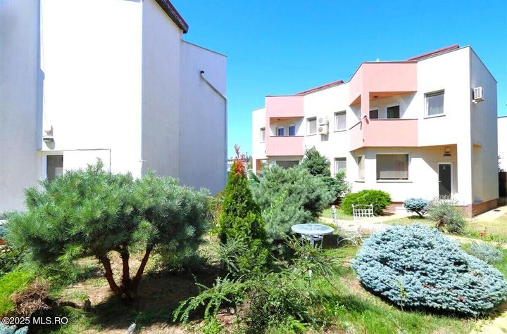 Mamaia Nord - Scoica Land, casa de vacanta la mare, P+1E+Terasa! anunturi imobiliare Constanta