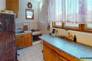 Vilă - 8 camere de vanzare BRAN - Brasov anunturi imobiliare Brasov