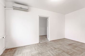 Apartament 2 camere de vanzare BANU MARACINE - Arad anunturi imobiliare Arad
