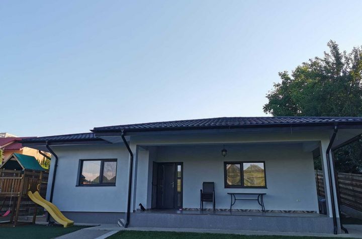 Casă - 4 camere de vanzare VALEA LUPULUI - Iasi anunturi imobiliare Iasi