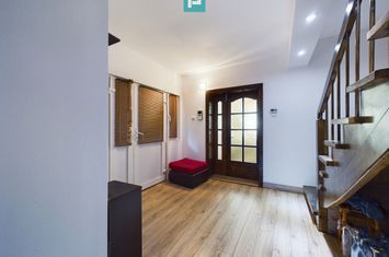 Casă ideală pentru familie extinsă în zona Crișan anunturi imobiliare Timis