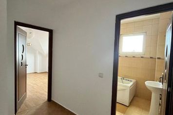 Apartament 2 camere de vanzare RADAUTI - Suceava anunturi imobiliare Suceava