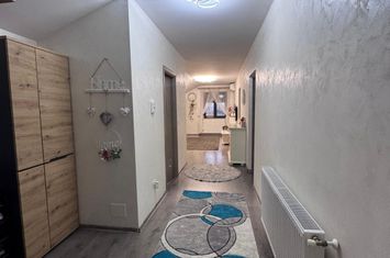 Apartament 3 camere de vanzare RADAUTI - Suceava anunturi imobiliare Suceava