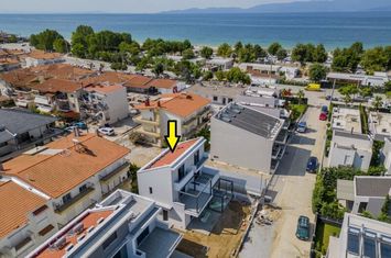 Mezonetă 3 nivele, 90,85 mp — Paralia Ofriniou anunturi imobiliare Grecia