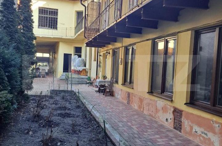 Vilă - 8 camere de vanzare BISTRITA - Bistrita-Nasaud anunturi imobiliare Bistrita-Nasaud