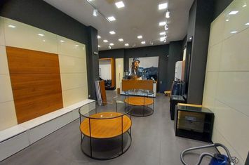 Spațiu comercial 400 mp în centrul Serres anunturi imobiliare Grecia