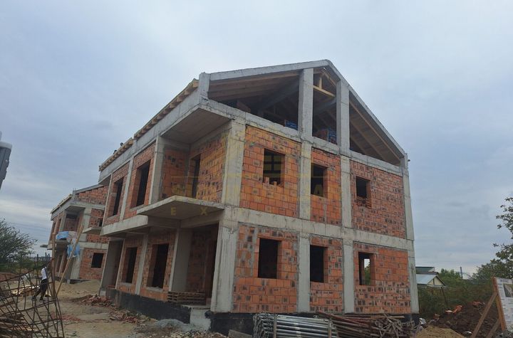 POPESTI LEORDEI-VILA P+1+M-6 CAM-MIRASLAU anunturi imobiliare Bucuresti