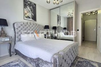 Apartament tip studio cu parcare Coresi anunturi imobiliare Brasov