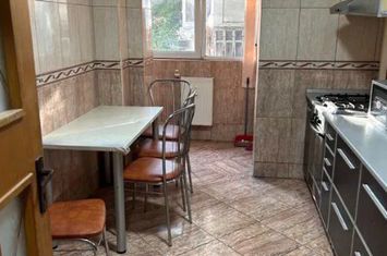 Apartament 4 camere de vanzare APARATORII PATRIEI - Bucuresti anunturi imobiliare Bucuresti