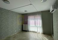140.000 €, Garsonieră