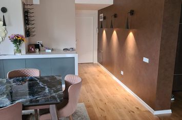 APARTAMENT 4 CAMERE  ZONA IANCU NICOLAE! anunturi imobiliare Bucuresti