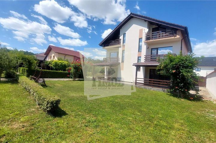 Vilă - 5 camere de inchiriat CALEA CISNADIEI - Sibiu anunturi imobiliare Sibiu