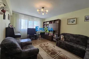 Apartament 4 camere de vanzare BISTRITA LAC - Bacau anunturi imobiliare Bacau