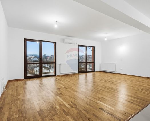 Apartament 3 camere Bucium, 140 mp