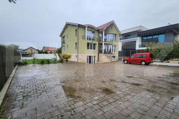 Vilă - 10 camere de vanzare CORUNCA - Mures anunturi imobiliare Mures
