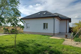 Casă 4 cam de vânzare Giurgiu - Sabareni