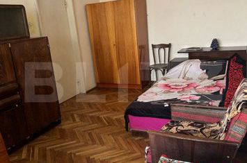 Apartament 3 camere de vanzare NICOLAE BALCESCU - Hunedoara anunturi imobiliare Hunedoara