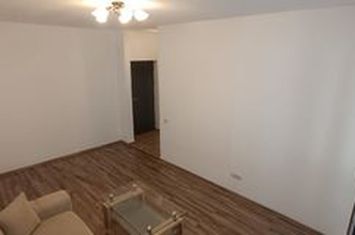 Apart. decomandat ( bucatarie separata+balcon ) + Parcare ! anunturi imobiliare Bucuresti