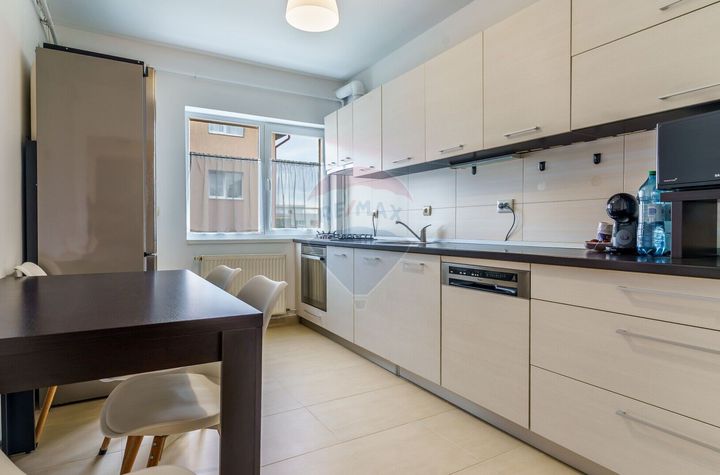 3 camere decomandate, mobilat, balcon, 2 parcari, Comision 0% anunturi imobiliare Cluj