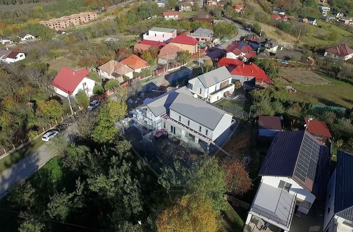 Vilă in constructie, locatie excelenta, Comision 0% anunturi imobiliare Cluj