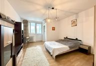 78.000 €, Garsonieră