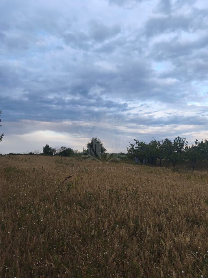 TEREN INTRAVILAN\\ZONA SPITALUL JUDETEAN PLOIESTI anunturi imobiliare Prahova