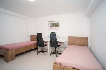 Investește Inteligent: Apartament de 7 Camere în Tătărași, Iași! anunturi imobiliare Iasi