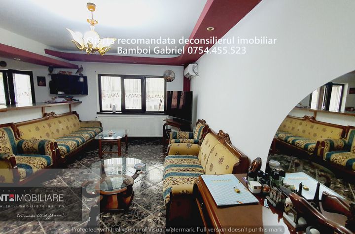 Apartament 4 camere decomandate etaj 1 de vanzare Iasi zona Frumoasa-Bld Poitiers anunturi imobiliare Iasi