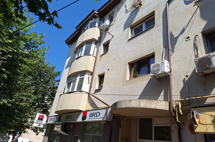 APARTAMENT 3 CAMERE-CENTRU PRIMARIE anunturi imobiliare Bucuresti