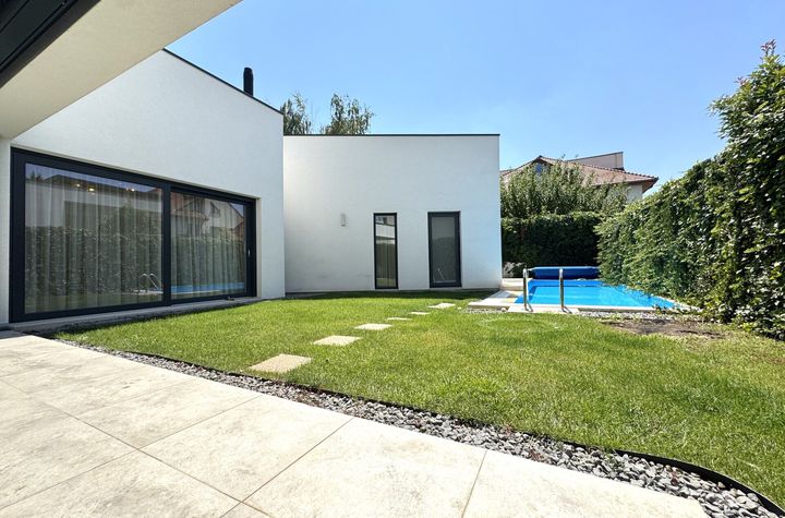 Vila cu piscina, ansamblu rezidential cu acces controlat, Iancu Nicolae anunturi imobiliare Bucuresti