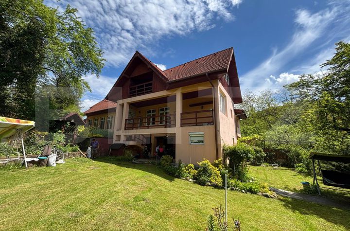 Vilă - 4 camere de vanzare TARGOVISTE - Dambovita anunturi imobiliare Dambovita