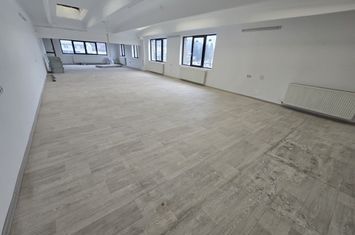 Birou 40 mp .parcare si utilităti incluse in pret anunturi imobiliare Mures