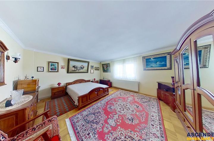 Vilă - 5 camere de vanzare RACADAU - Brasov anunturi imobiliare Brasov