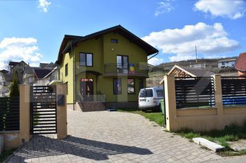Vilă - 4 camere de vanzare SANCRAIU DE MURES - Mures anunturi imobiliare Mures