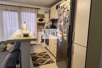 Apartament 3 camere de vanzare FLORESTI - Cluj anunturi imobiliare Cluj