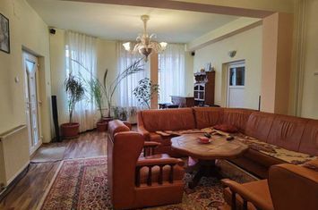 Vilă - 7 camere de vanzare IOSIA - Bihor anunturi imobiliare Bihor