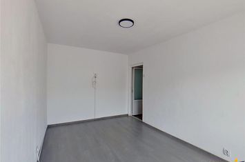 Apartament 3 camere de vanzare SACELE - Brasov anunturi imobiliare Brasov