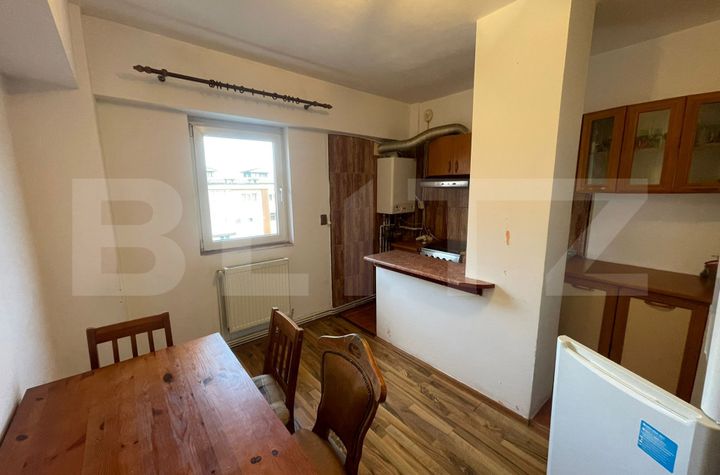 Apartament 3 camere de vanzare 1 MAI - Dolj anunturi imobiliare Dolj